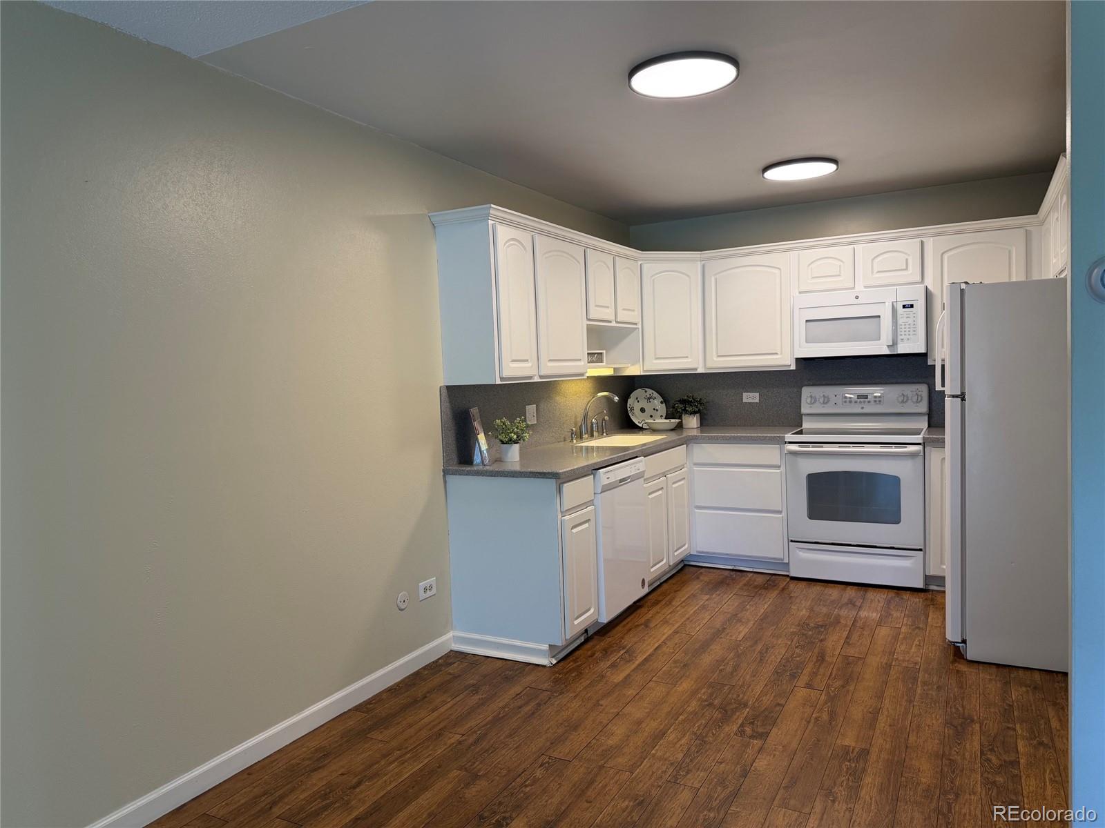 605 S Alton Way Denver CO 80247