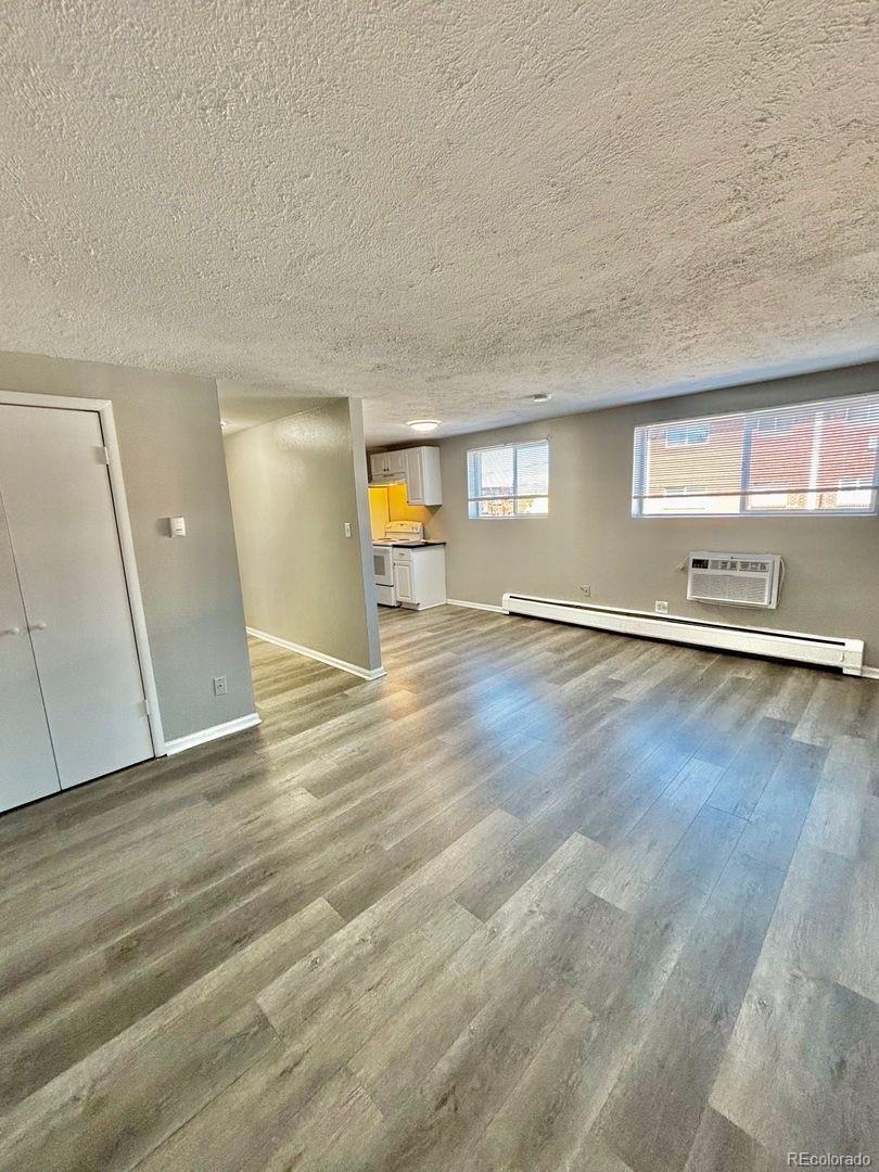 1437 Moline Street Aurora CO 80010