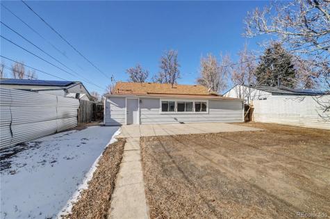 1764 Oakland Street Aurora CO 80010