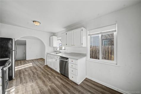 1764 Oakland Street Aurora CO 80010