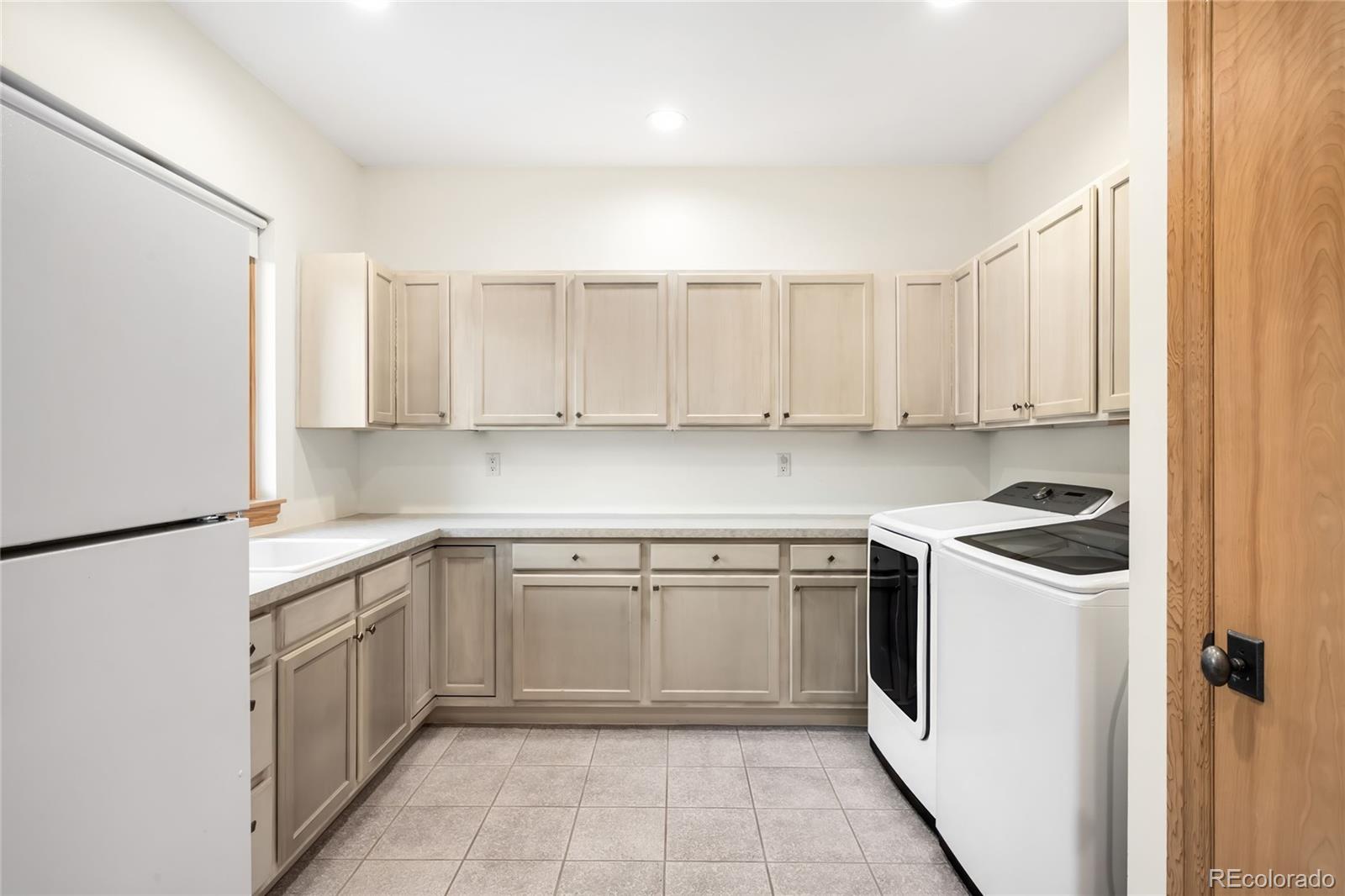 5904 Zinnia Court Arvada CO 80004