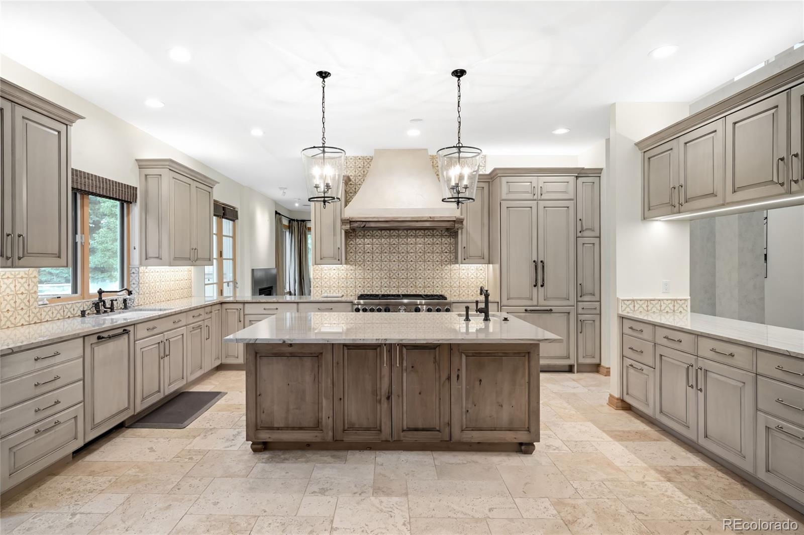 5904 Zinnia Court Arvada CO 80004