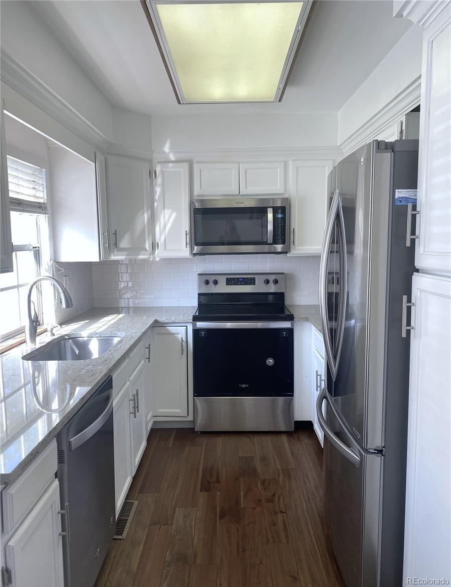 2882 W Long Circle Littleton CO 80120