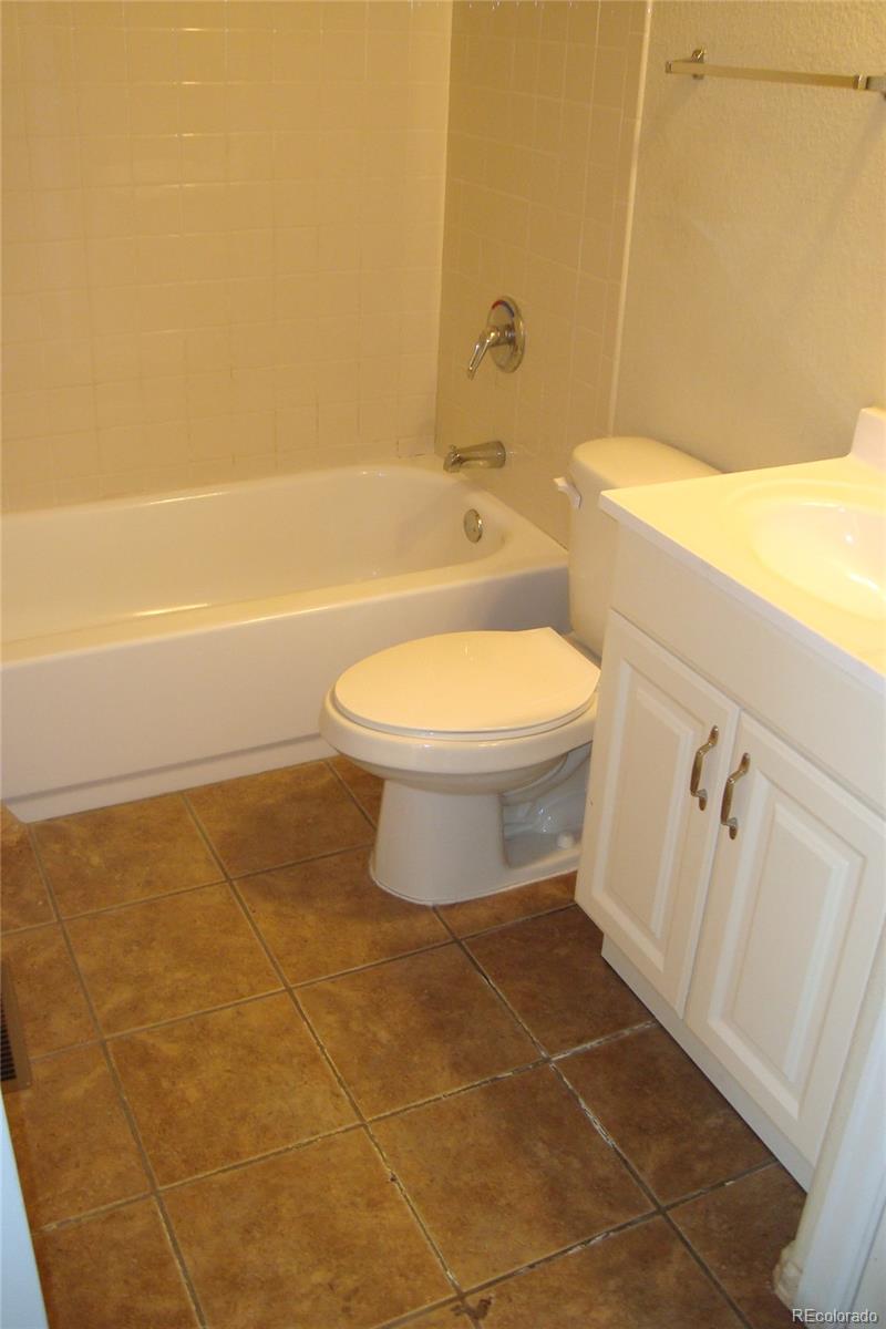 11880 W Independence Avenue Lakewood CO 80004