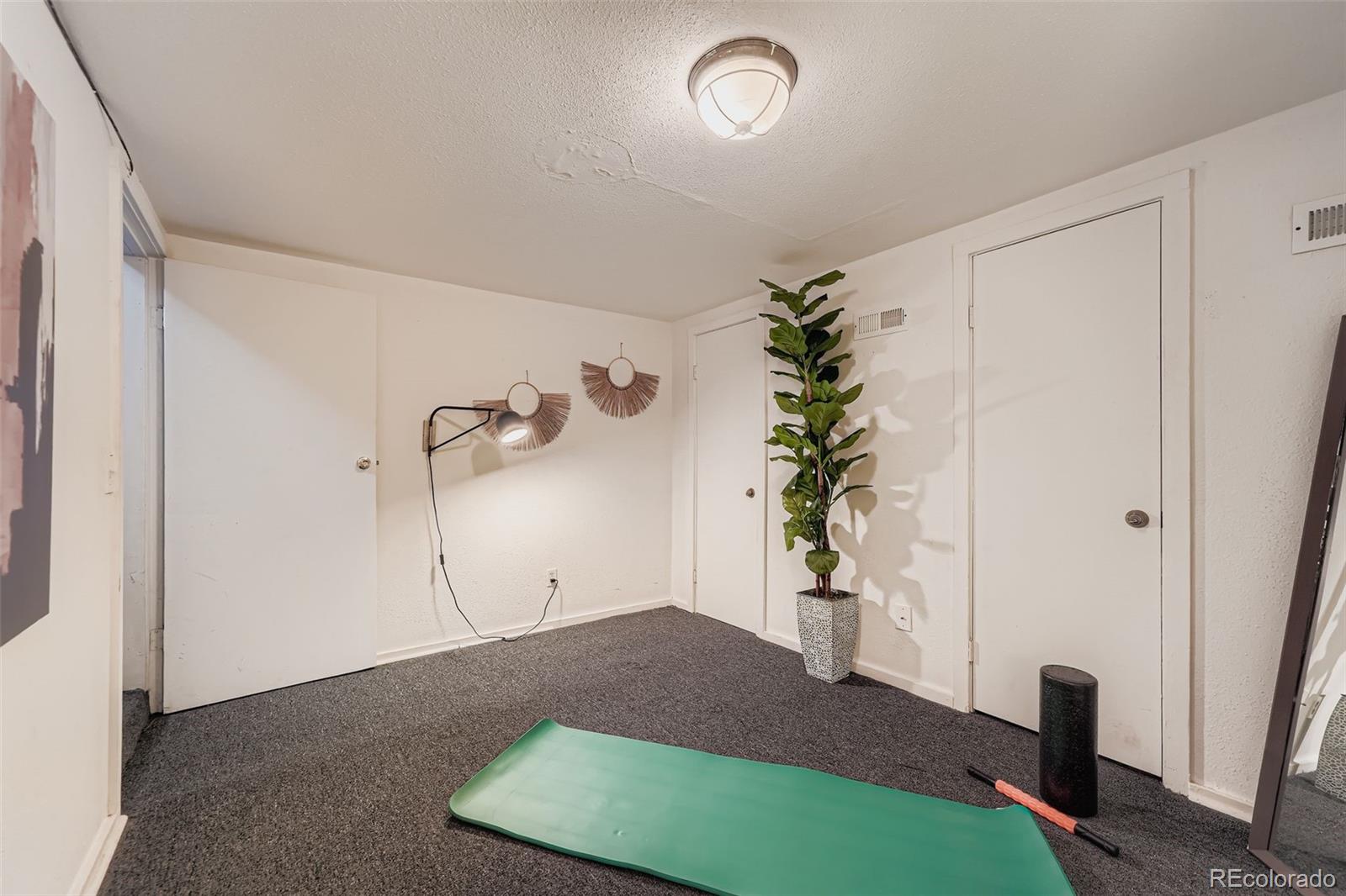 2955 N Columbine Street Denver CO 80205