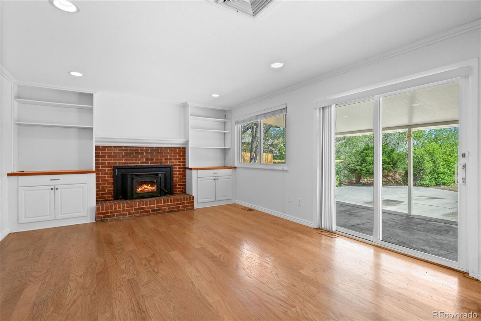 1142 S Owens Street Denver CO 80232