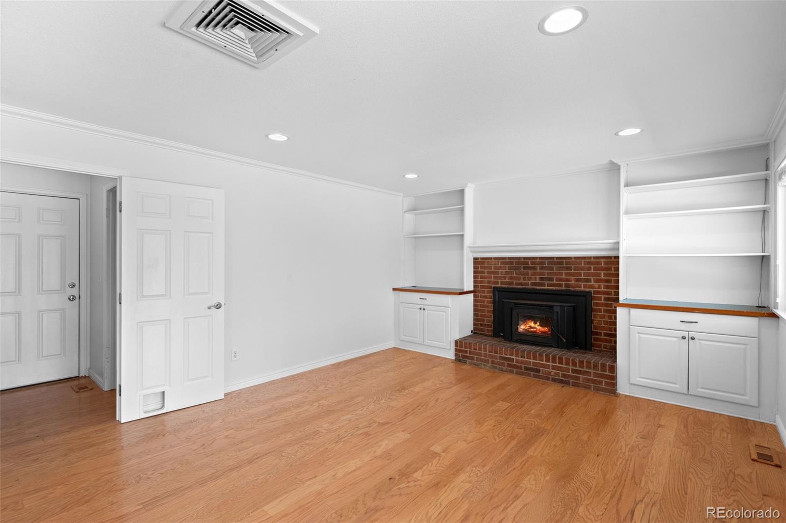 1142 S Owens Street Denver CO 80232