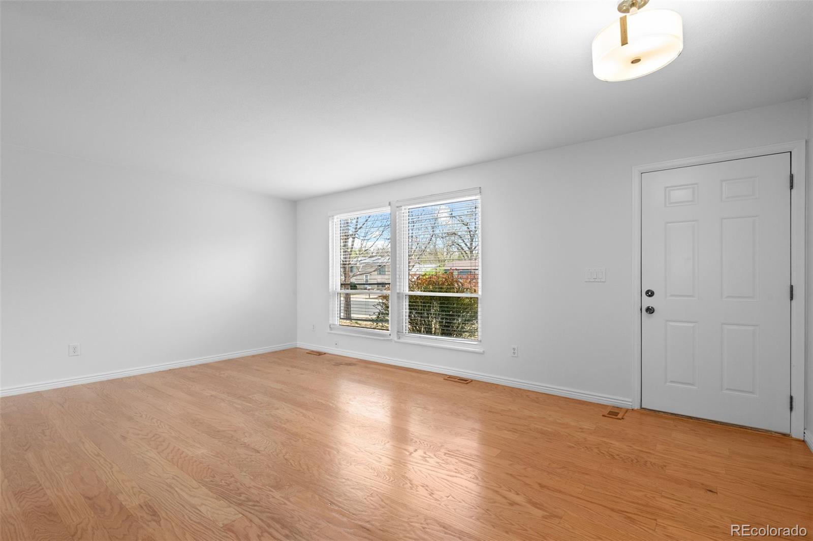 1142 S Owens Street Denver CO 80232