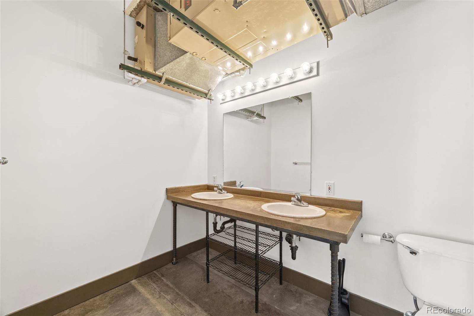 1777L E 39th Avenue Denver CO 80209