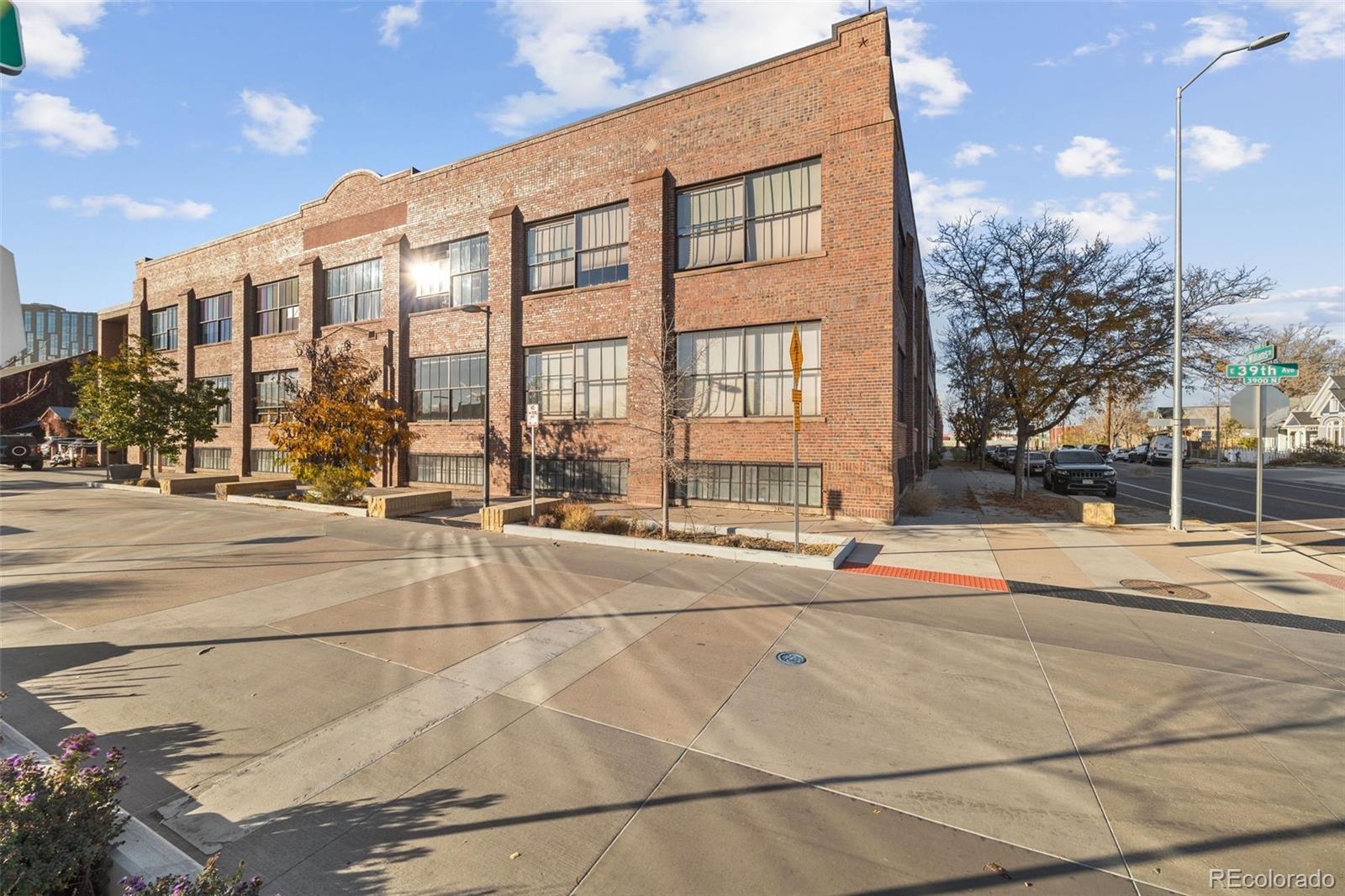 1777L E 39th Avenue Denver CO 80209