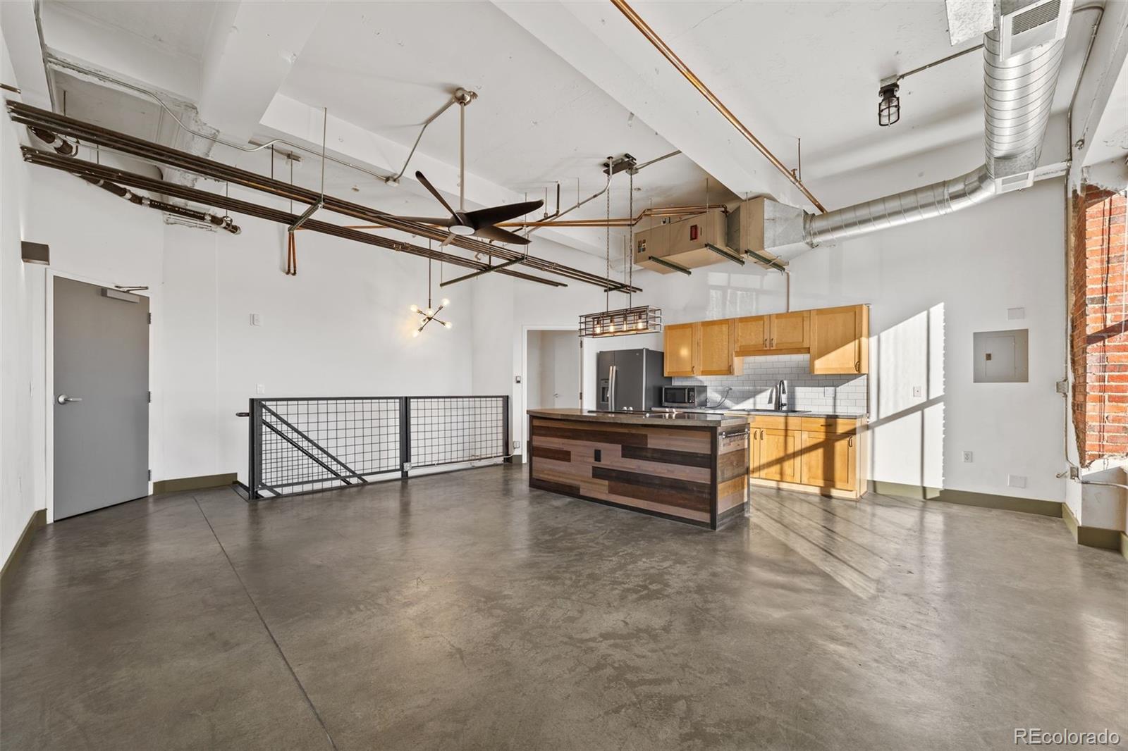 1777L E 39th Avenue Denver CO 80209