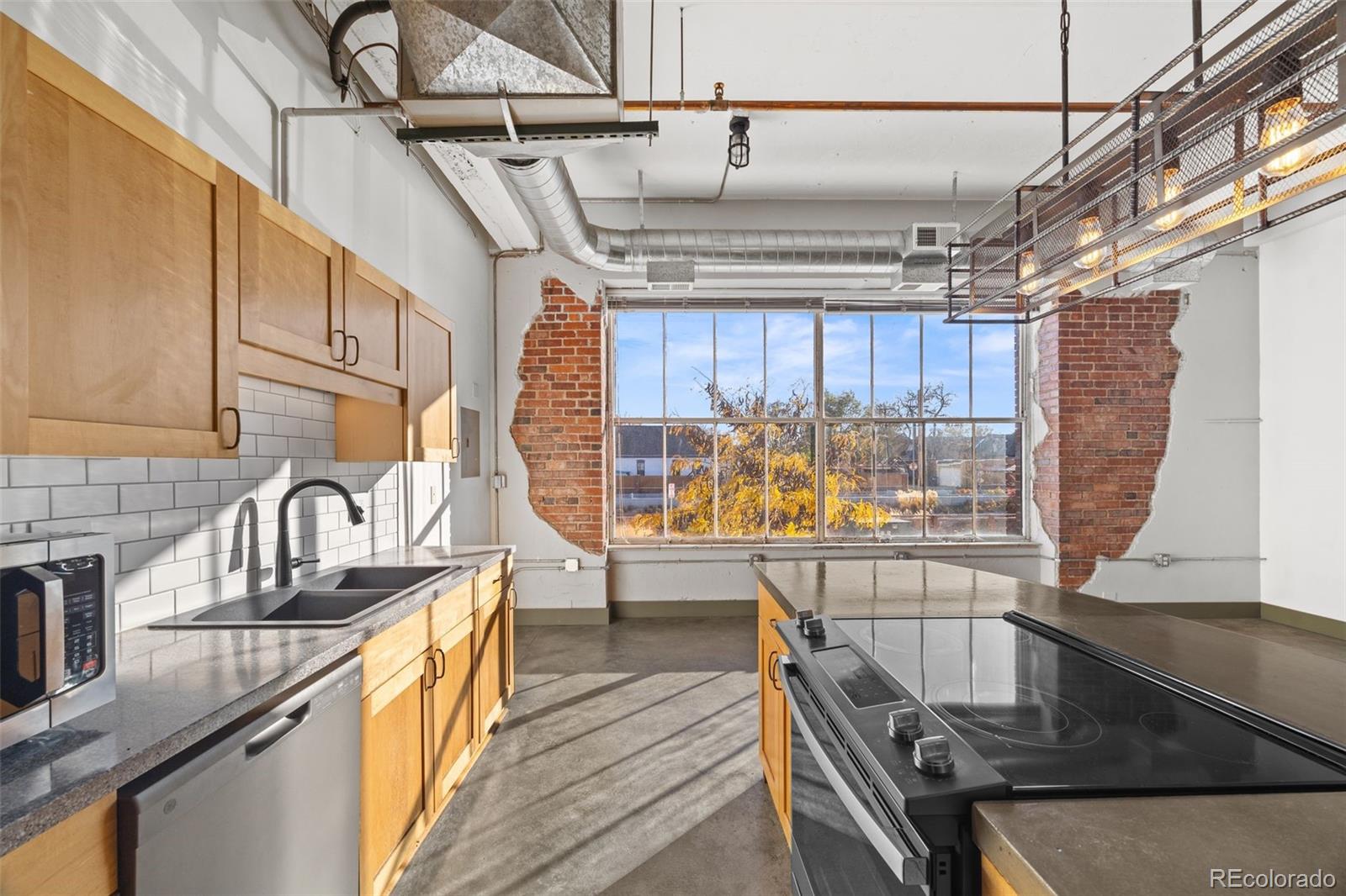 1777L E 39th Avenue Denver CO 80209