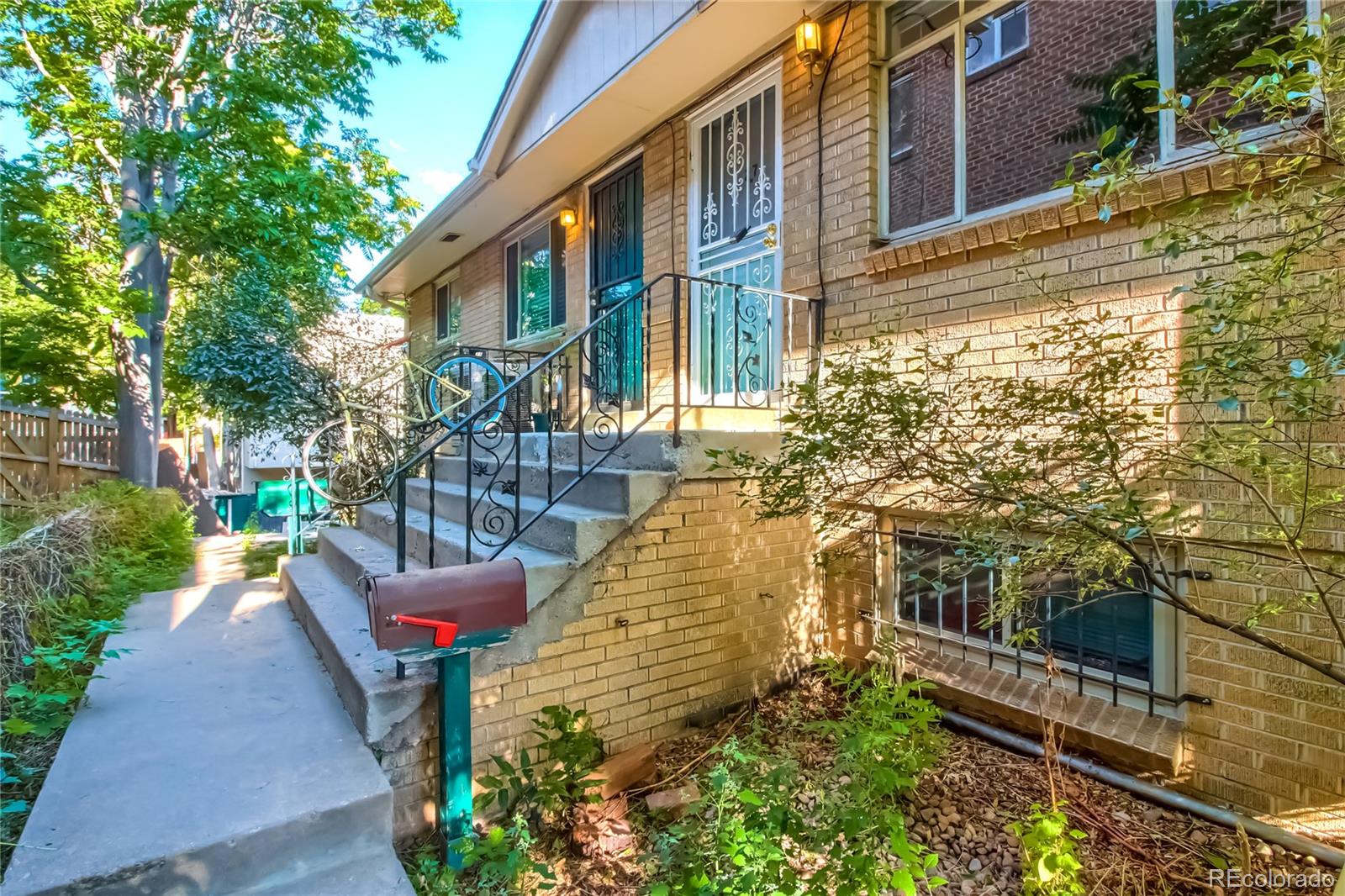 27 N Washington Street Denver CO 80209