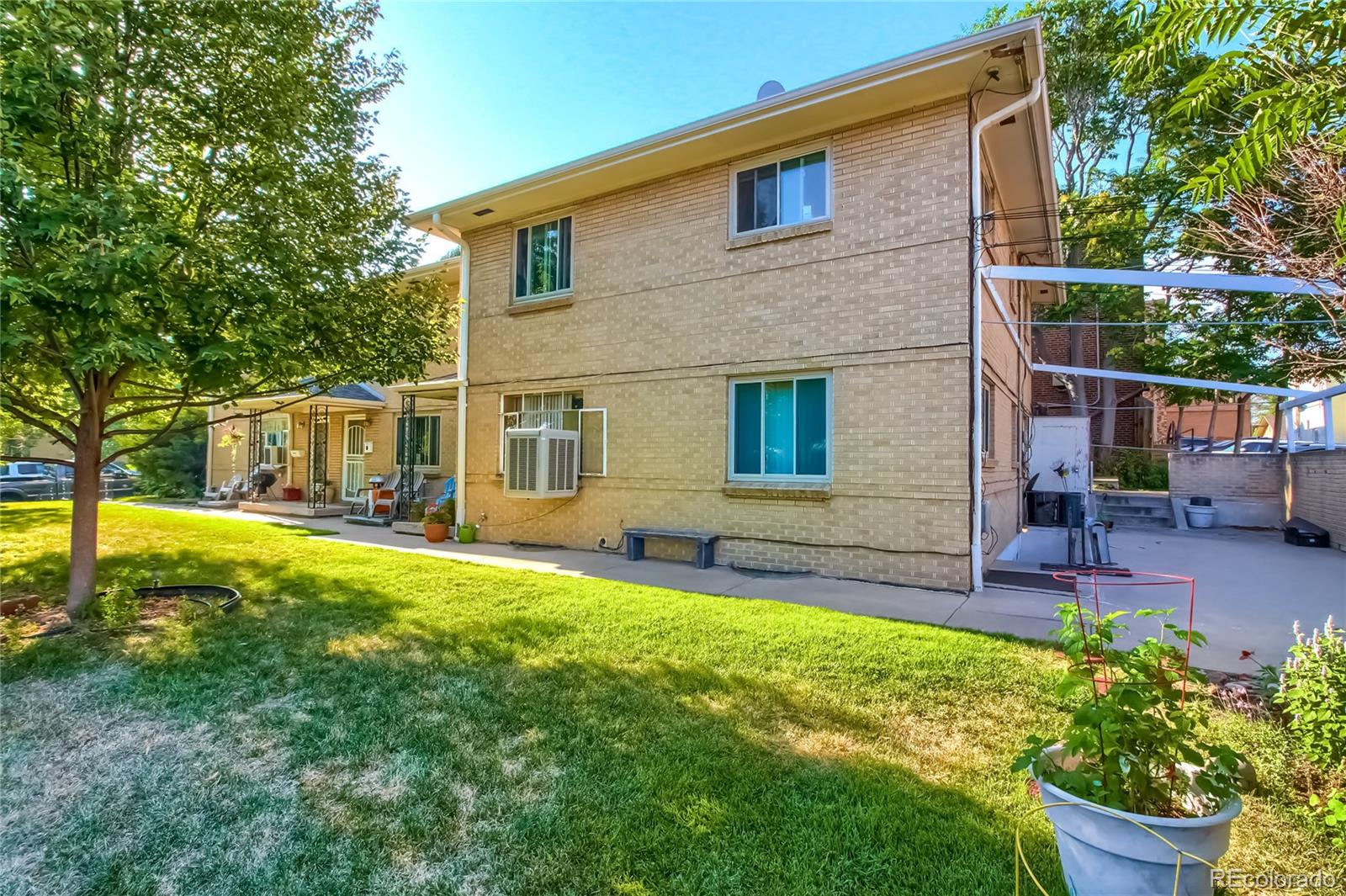 27 N Washington Street Denver CO 80209