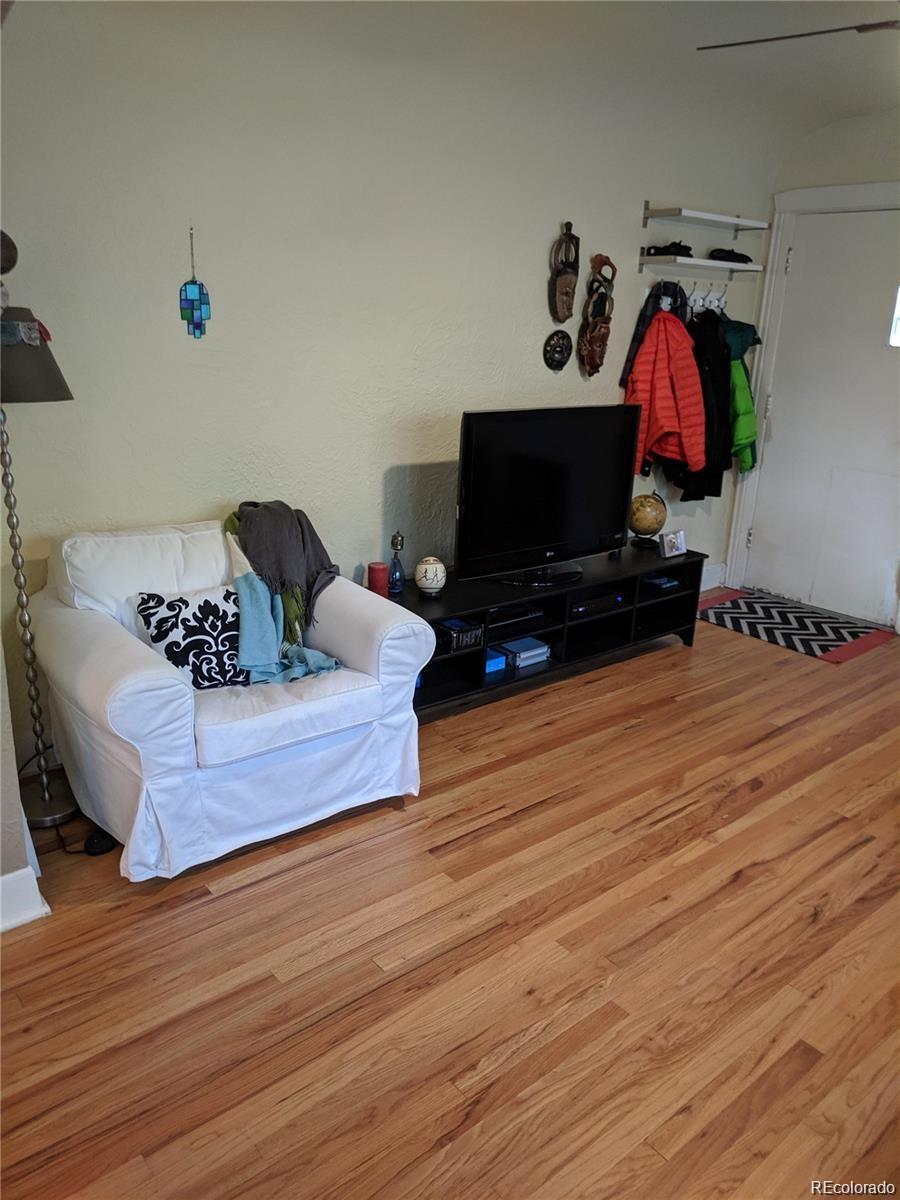 1425 Dexter Street Denver CO 80220