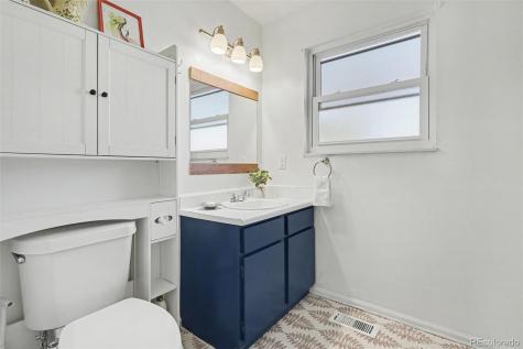 1632 S Rifle Street Aurora CO 80017