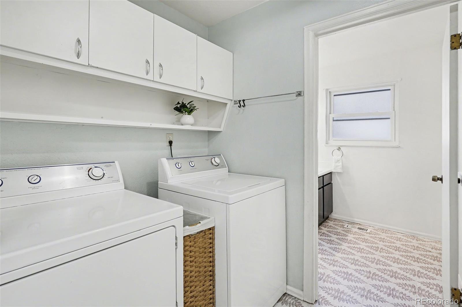 1632 S Rifle Street Aurora CO 80017