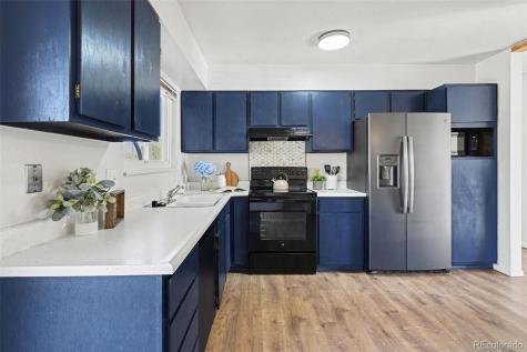 1632 S Rifle Street Aurora CO 80017