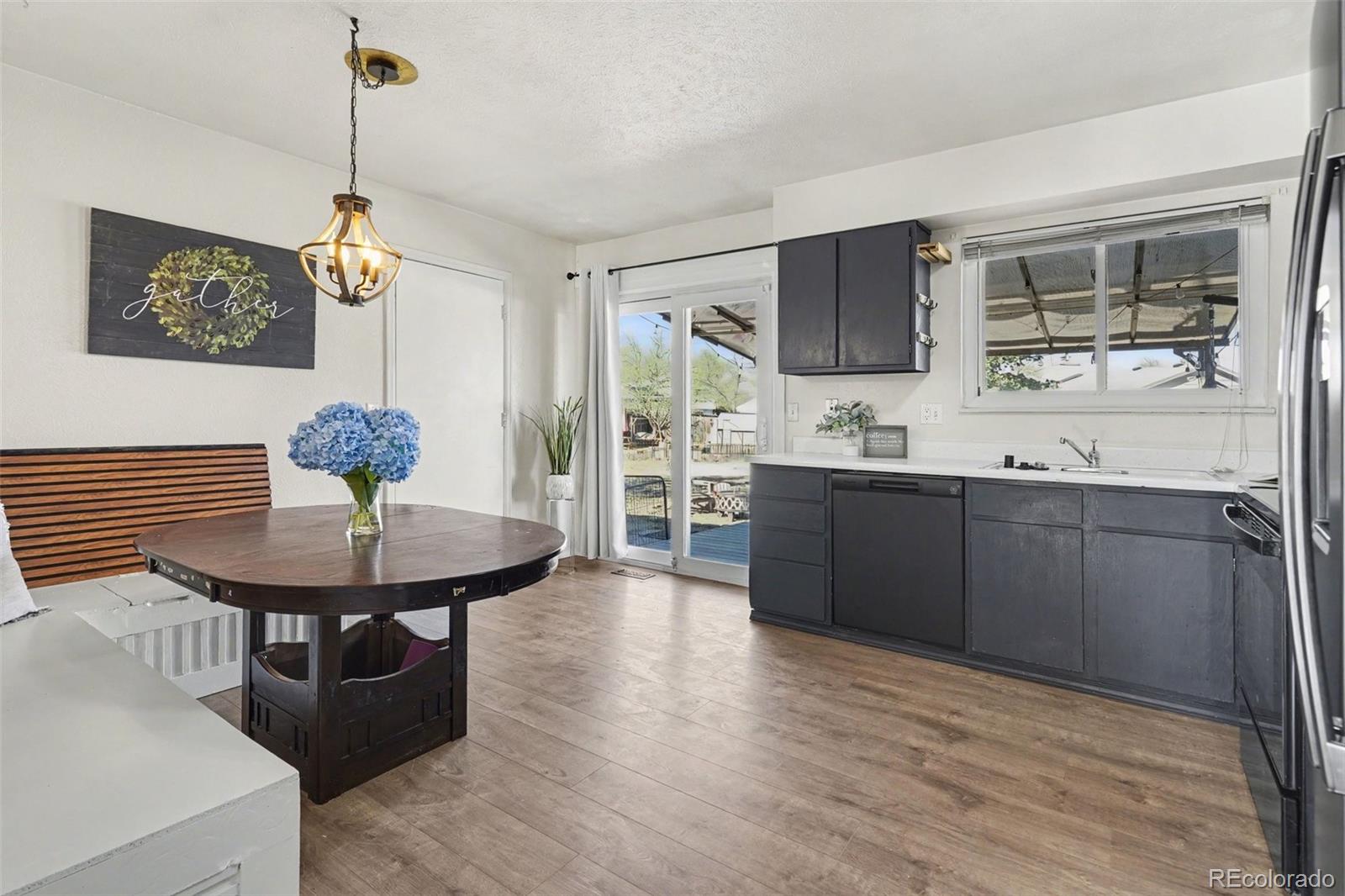 1632 S Rifle Street Aurora CO 80017