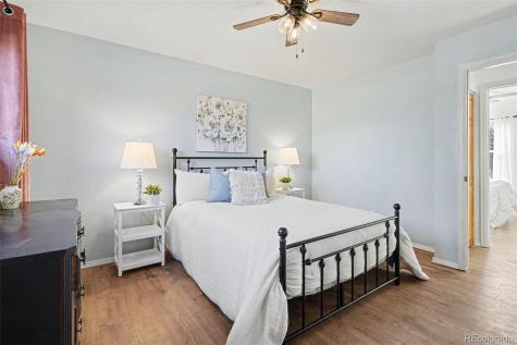1632 S Rifle Street Aurora CO 80017