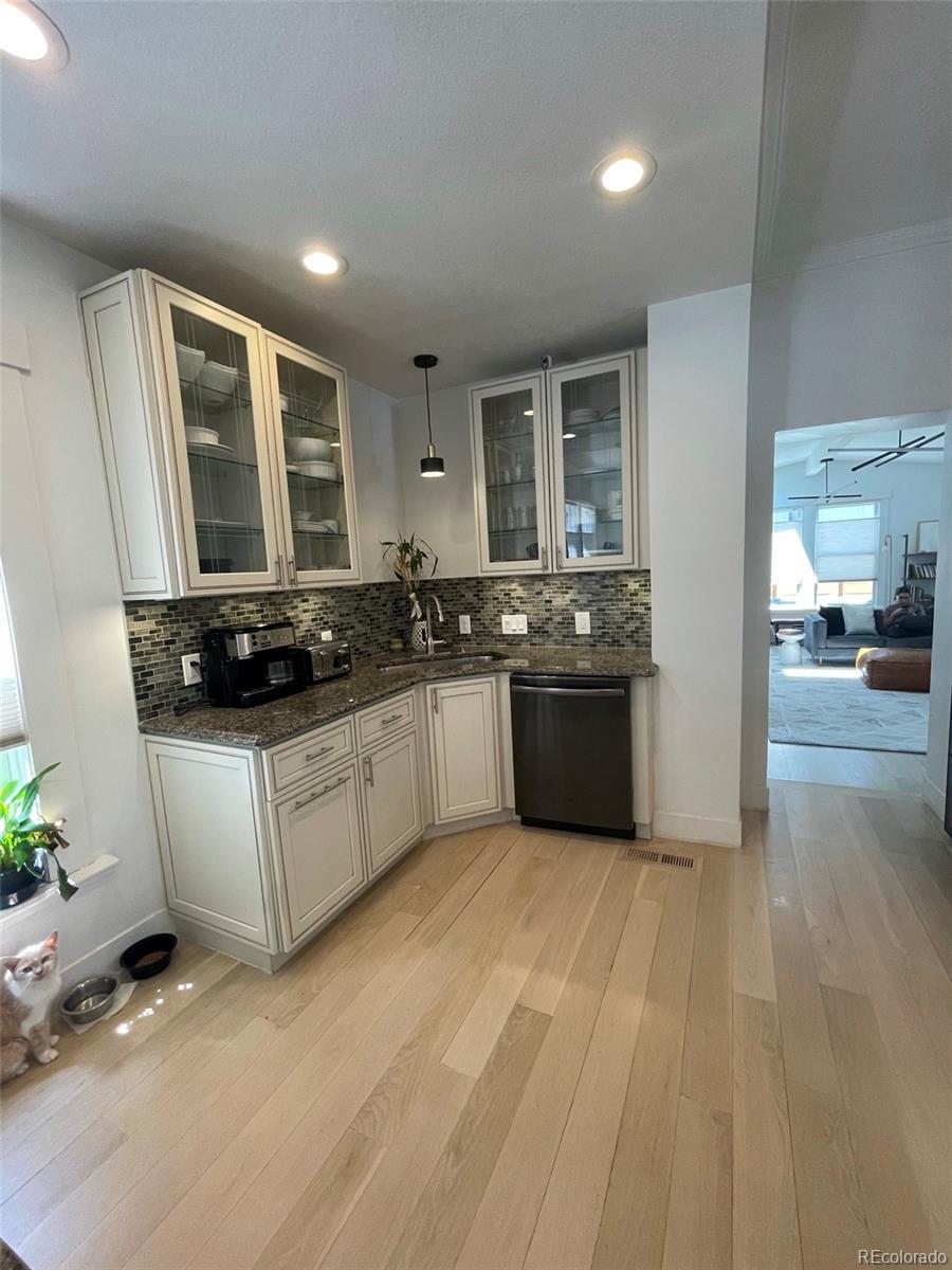 2103 W 28th Avenue Denver CO 80211
