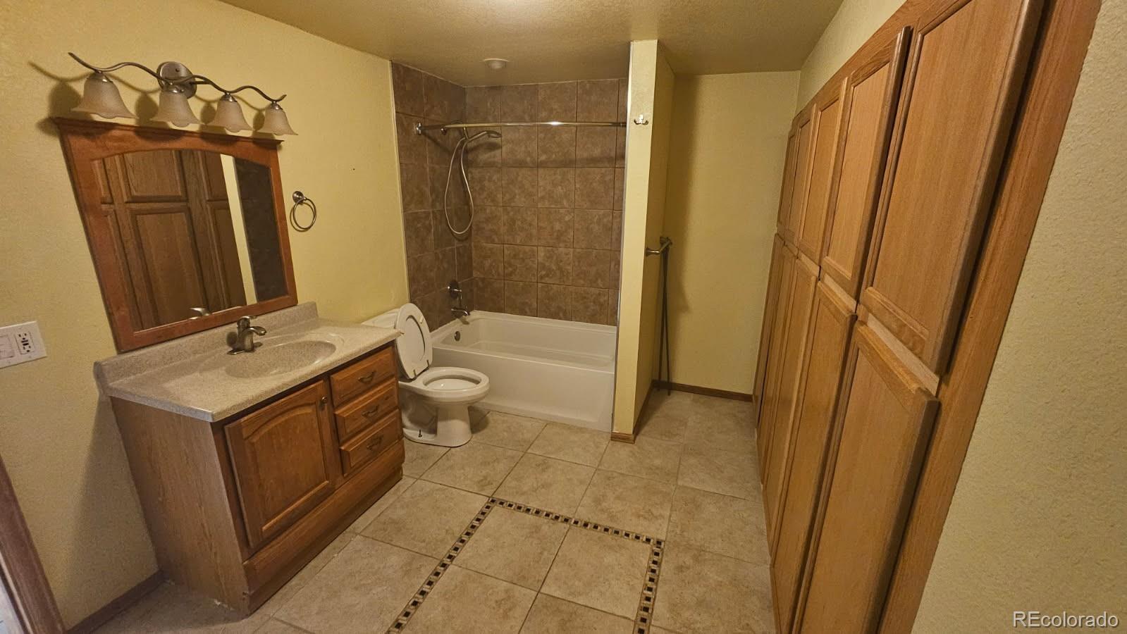 654 W 116th Avenue Northglenn CO 80234