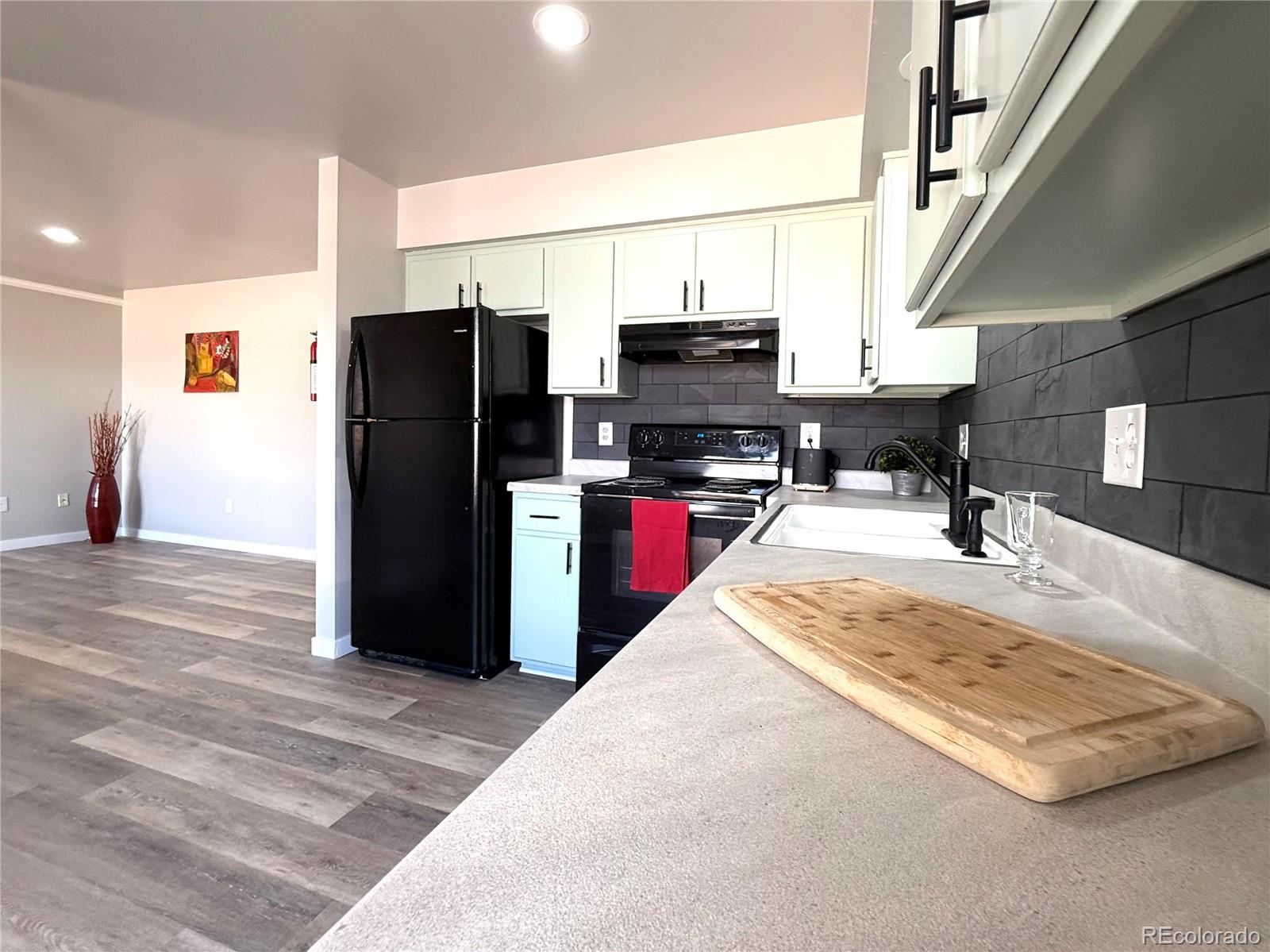 531 S Angus Pueblo West CO 81007