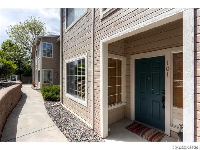 8470 S Little Rock Way S Highlands Ranch CO 80126