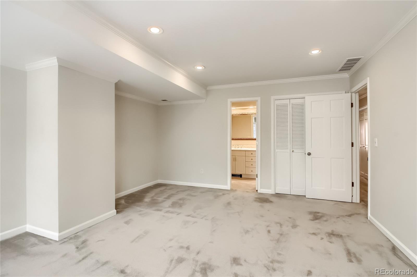 338 Clayton Street Denver CO 80206