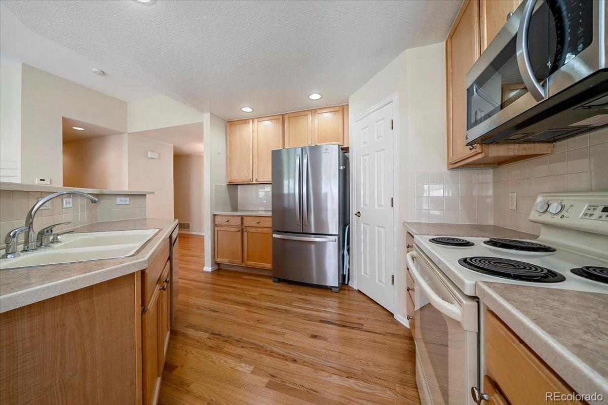 7969 S Buchanan Way Aurora CO 80016