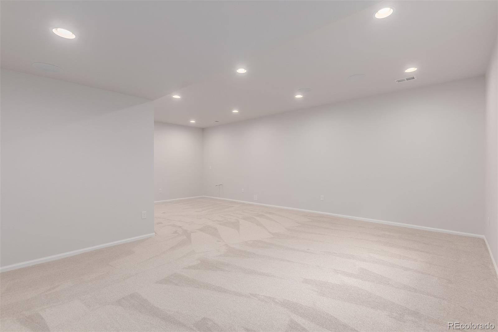 3827 N Grand Baker Street Aurora CO 80019