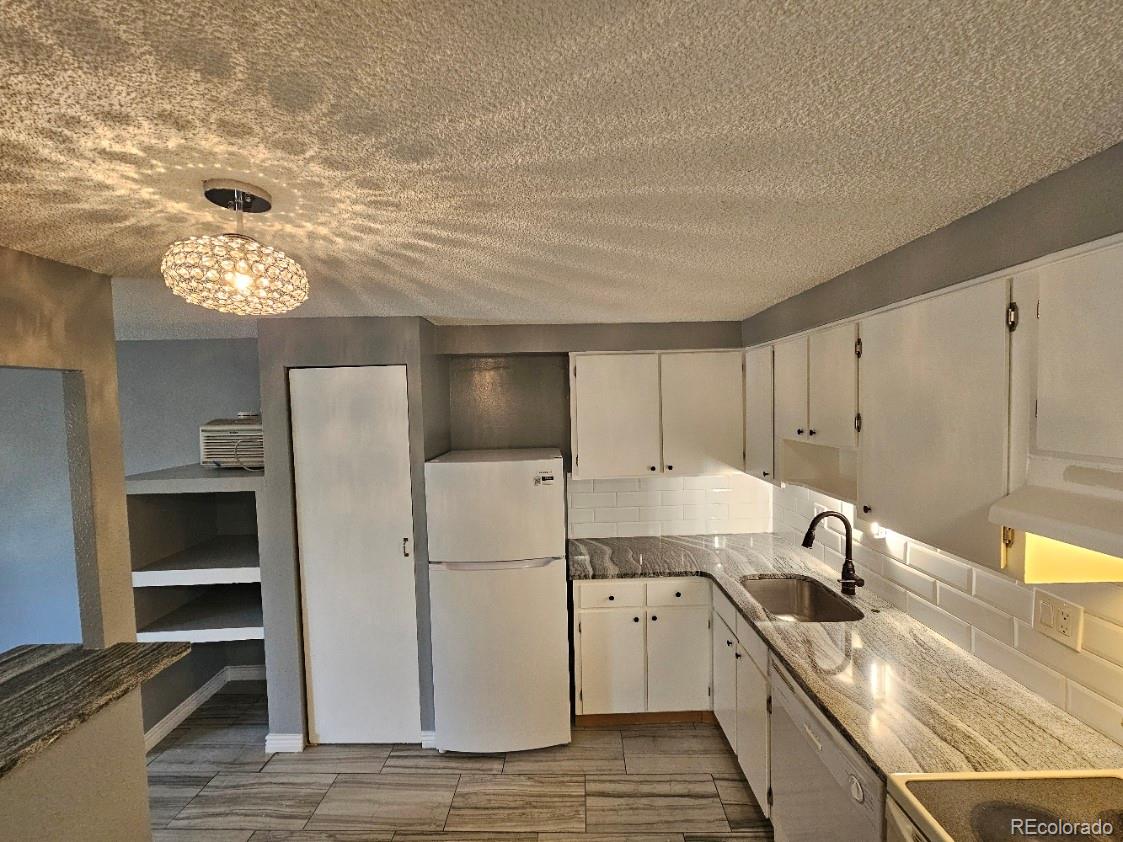 1302 S Parker Road Denver CO 80231