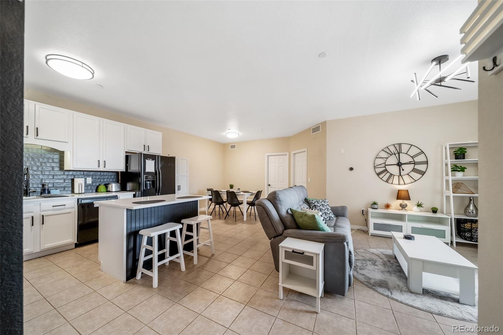 7292 S Blackhawk Street Englewood CO 80112