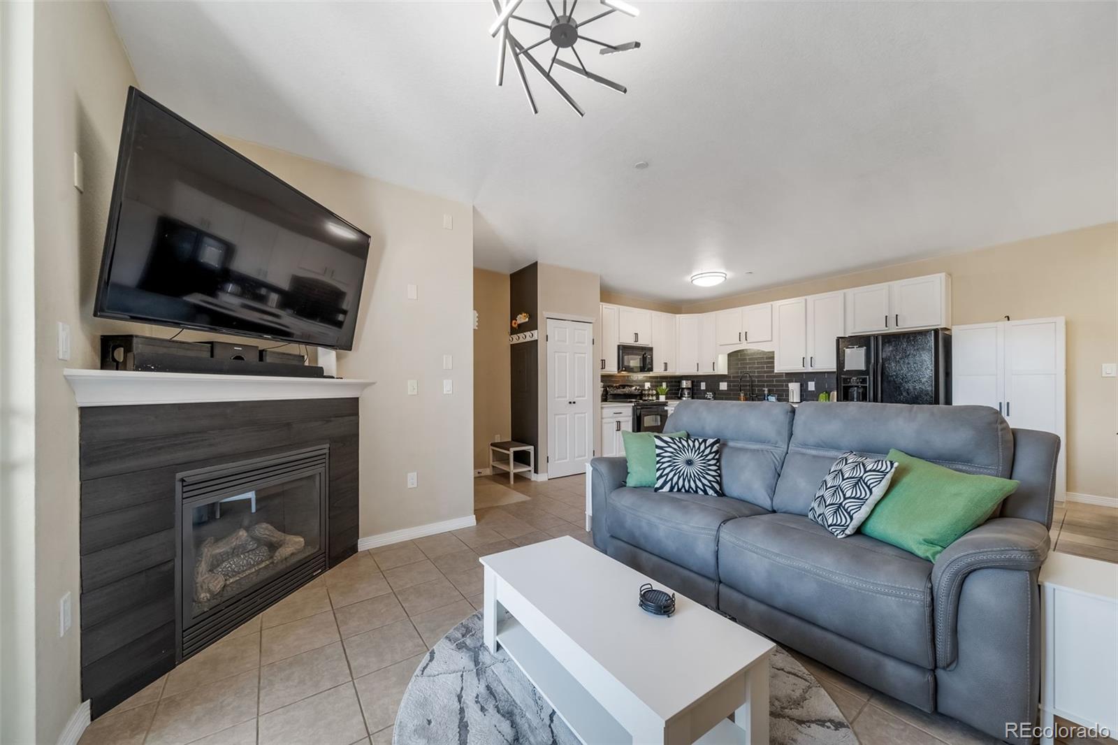 7292 S Blackhawk Street Englewood CO 80112