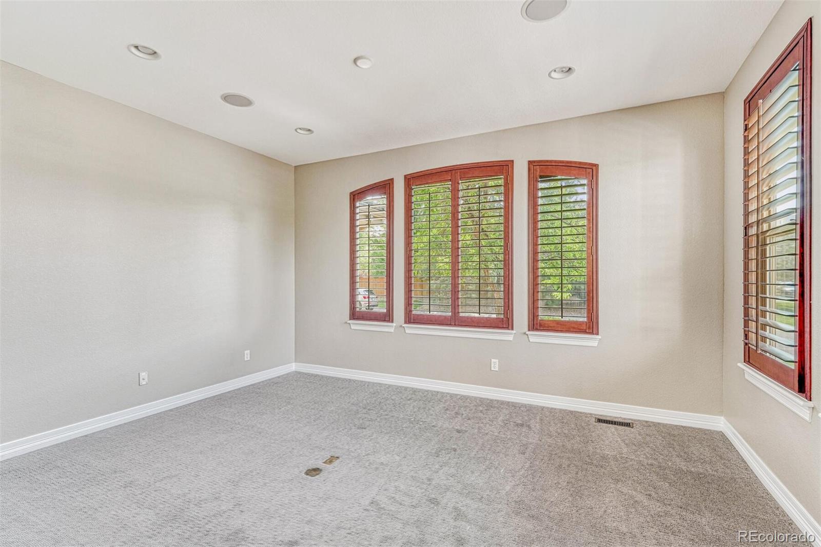 9611 Sunset Hill Drive Lone Tree CO 80124