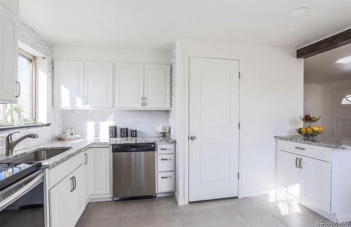 1385 S Alcott Street Denver CO 80219
