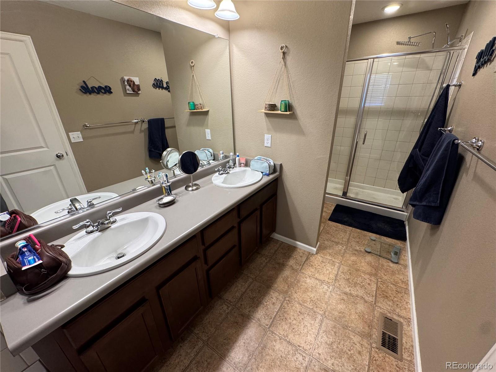 8087 E 53rd Drive Denver CO 80238