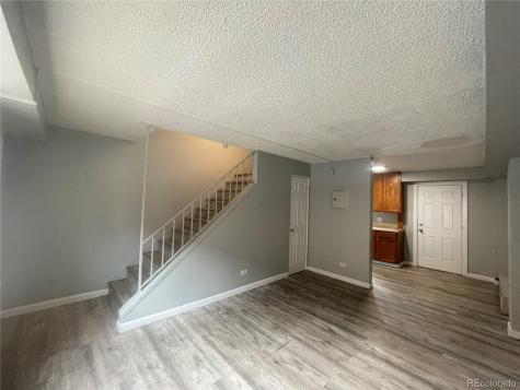 1627 Alton Aurora CO 80010