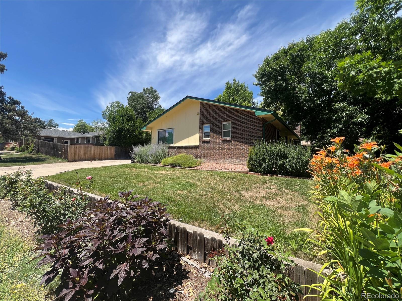 1253 Milner Lane Longmont CO 80503