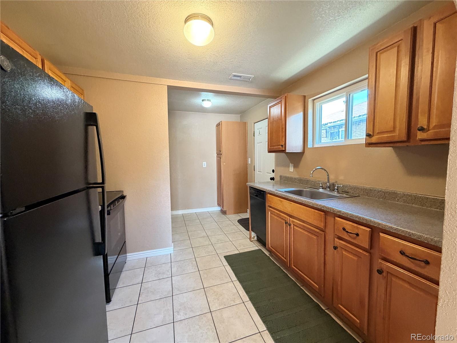 1687 Moline Street Aurora CO 80010