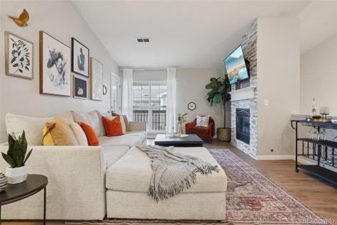 4271 S Blackhawk Circle Aurora CO 80014
