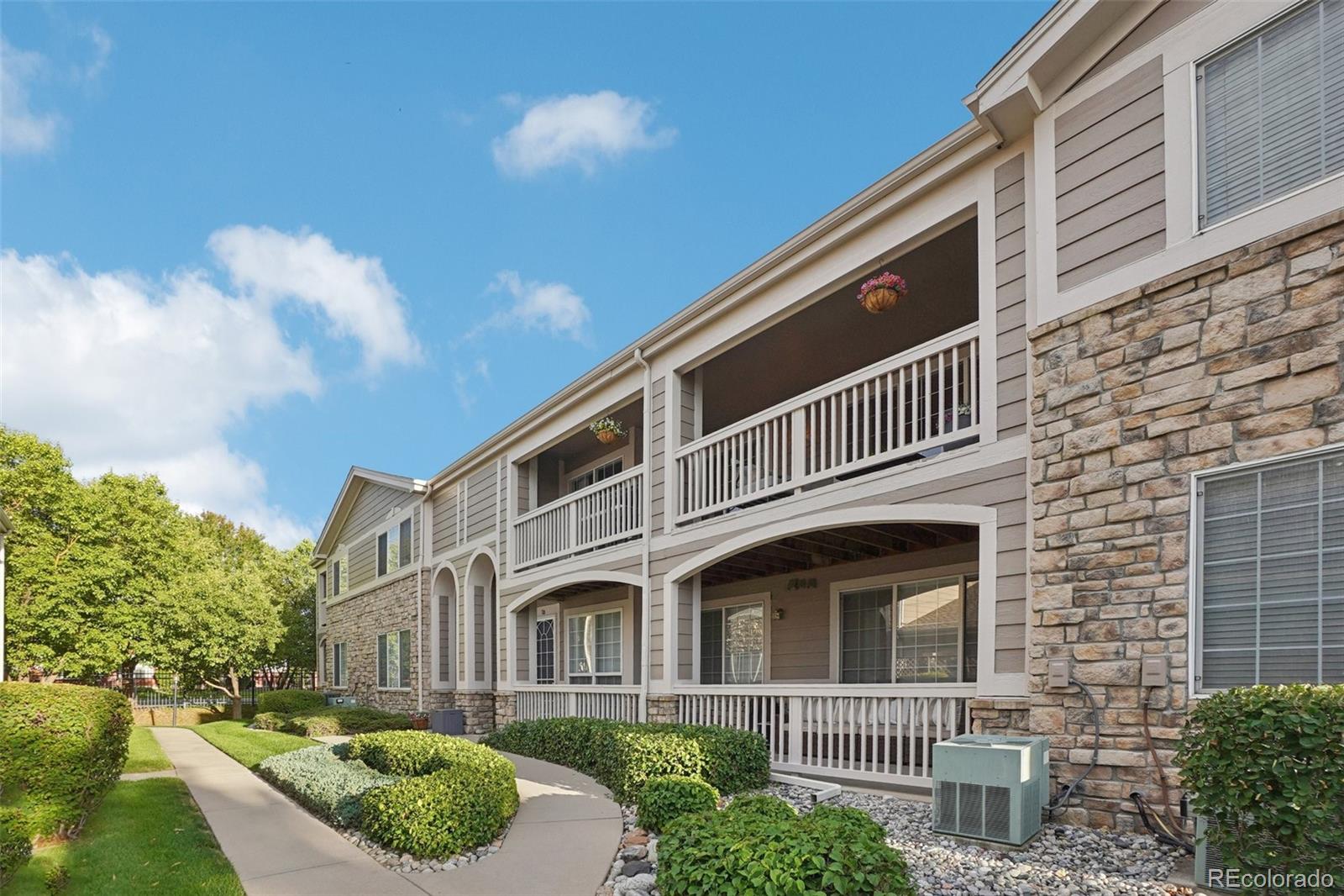 4271 S Blackhawk Circle Aurora CO 80014