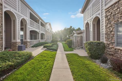 4271 S Blackhawk Circle Aurora CO 80014