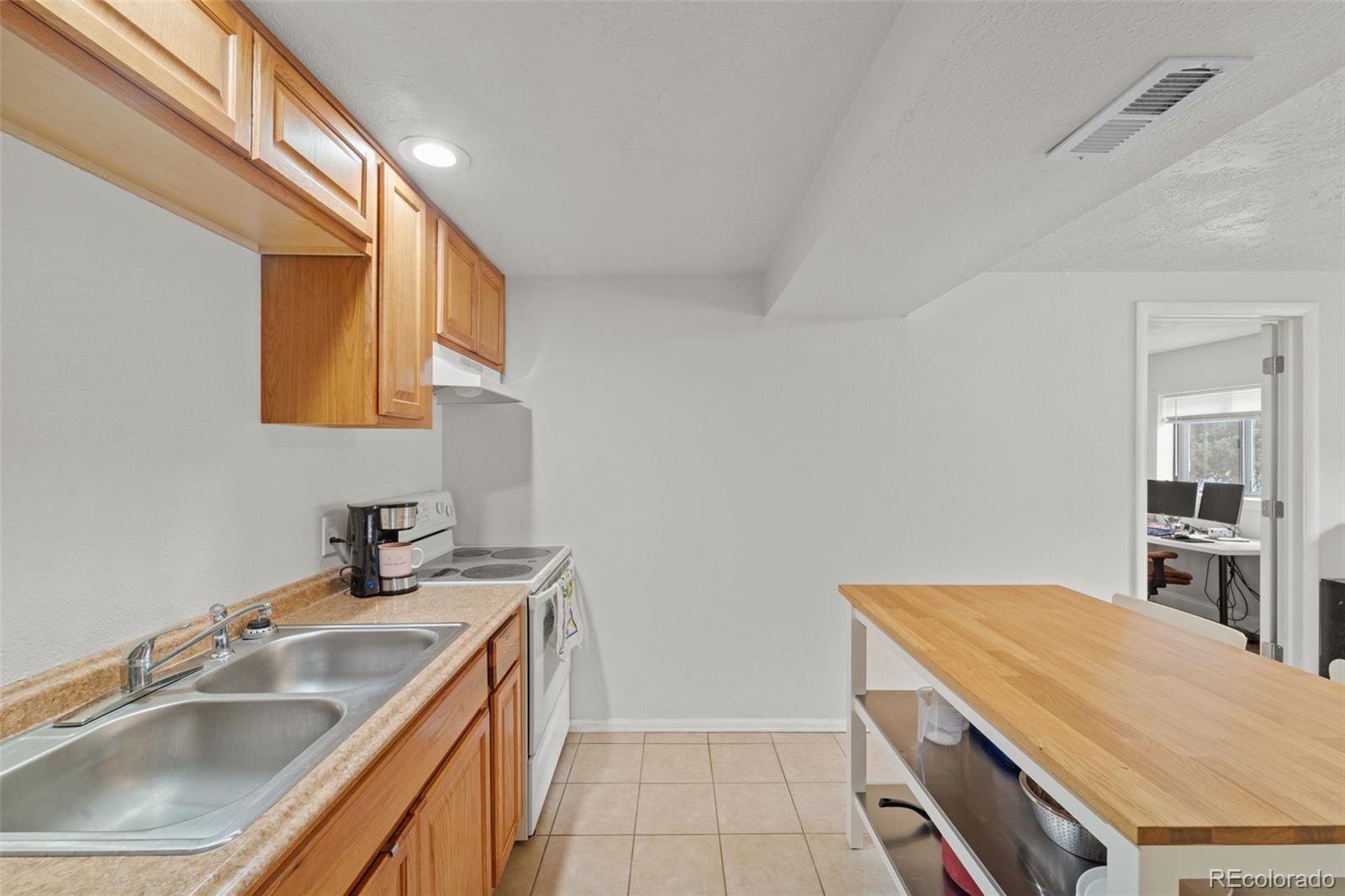 2352 Circle Colorado Springs CO 80909