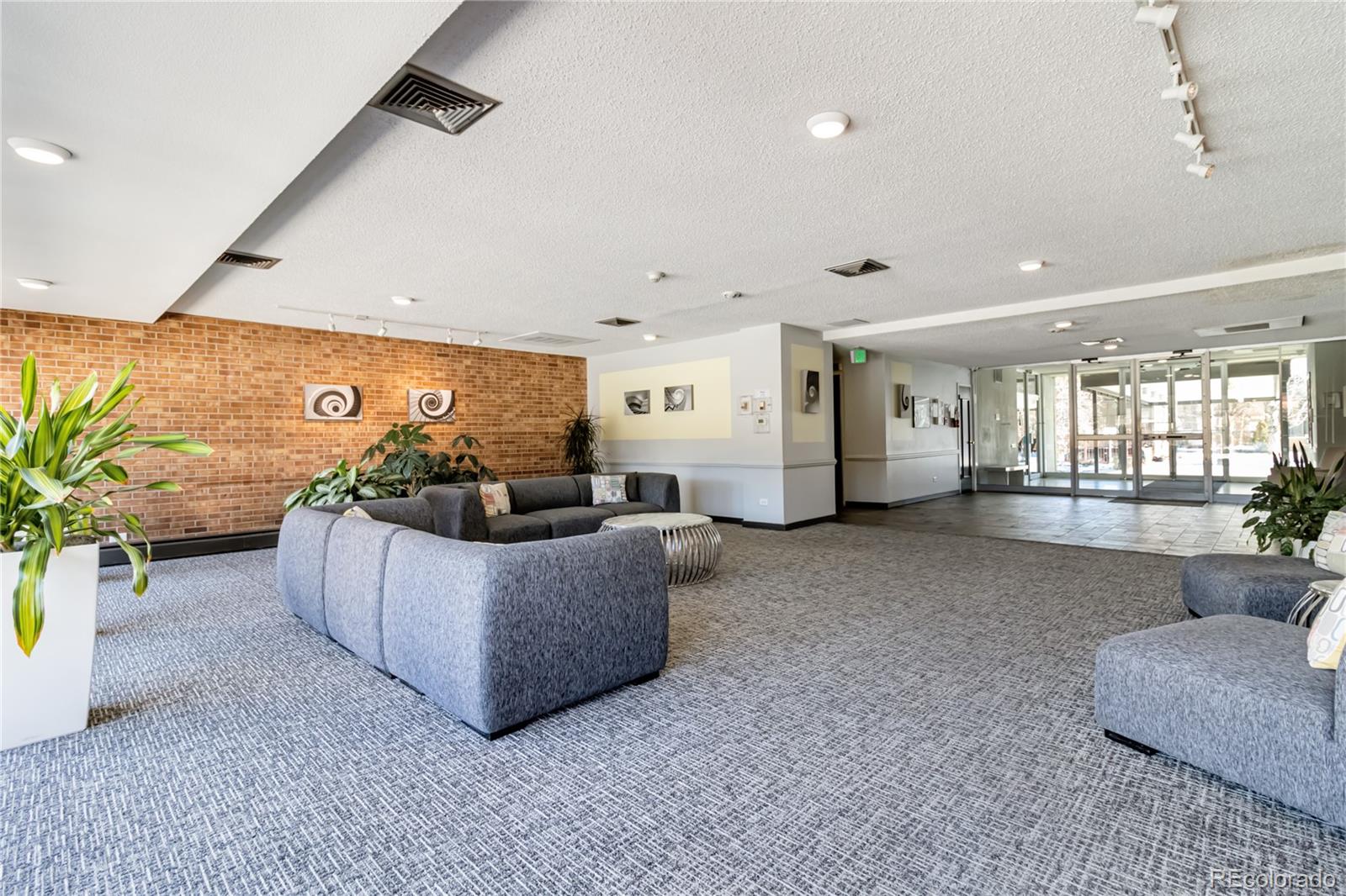 955 Eudora Street Denver CO 80220