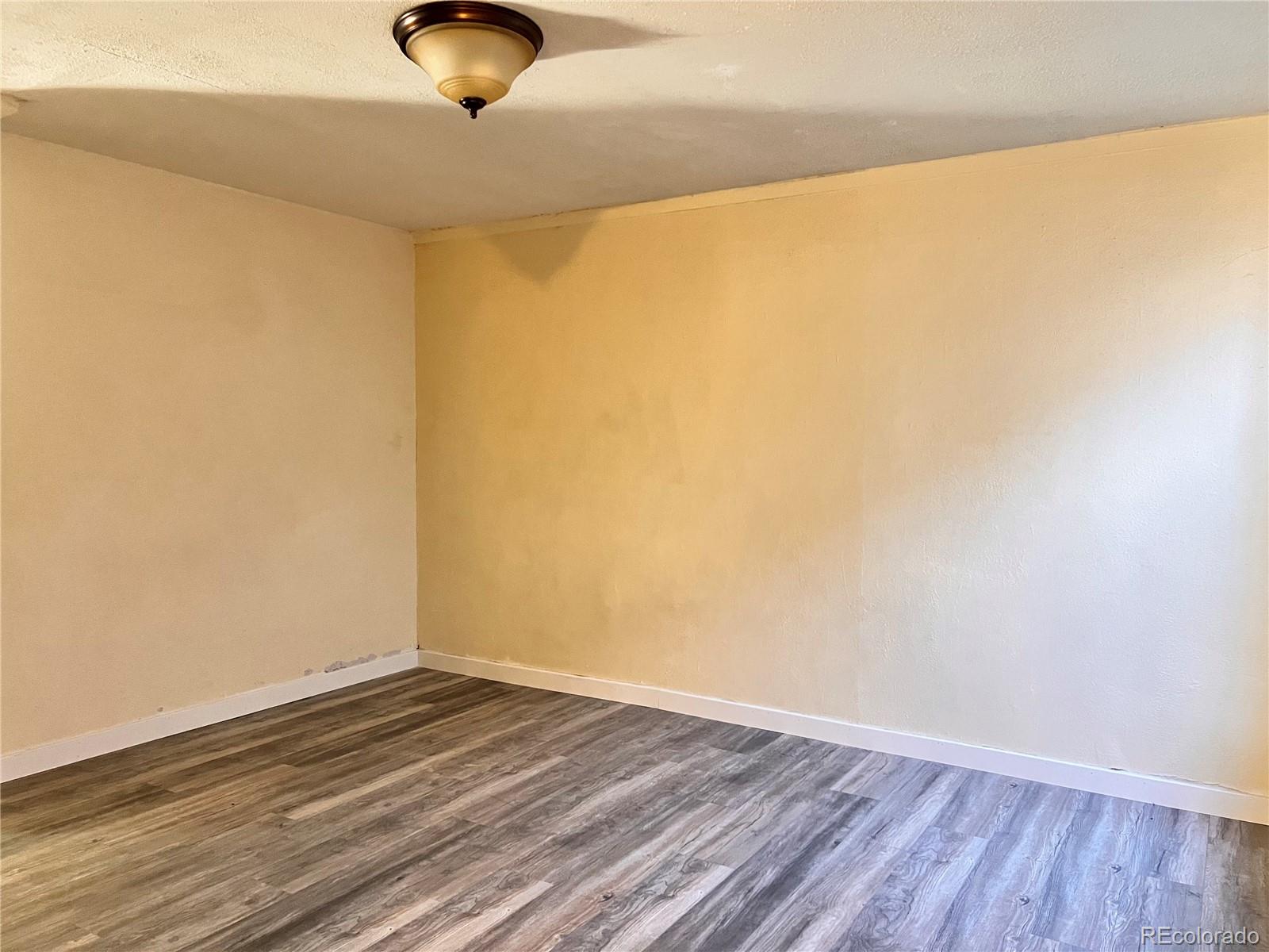 1711 Norfolk Street Aurora CO 80011