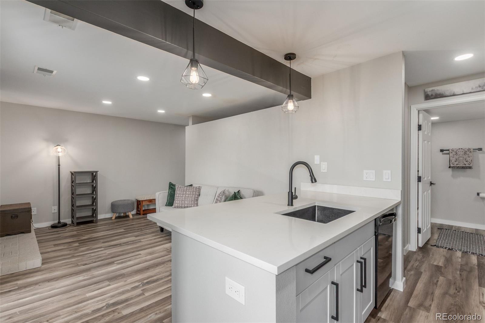 4899 S Dudley Street Littleton CO 80123