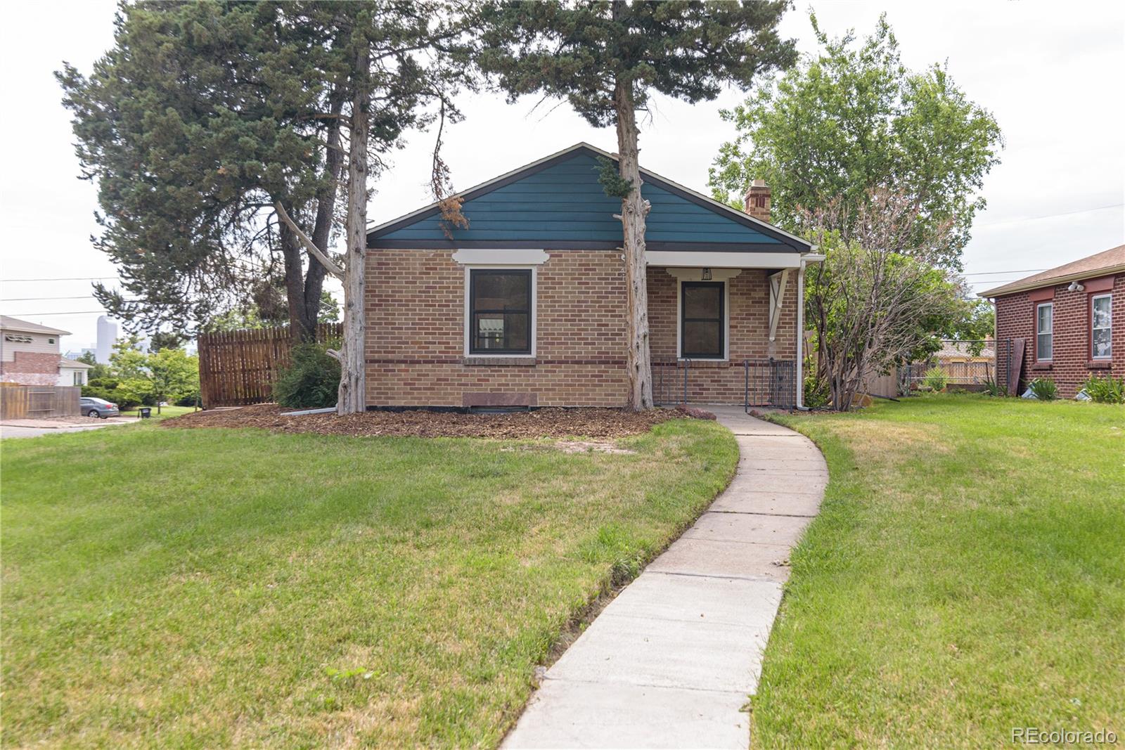2701 N Steele Street Denver CO 80205
