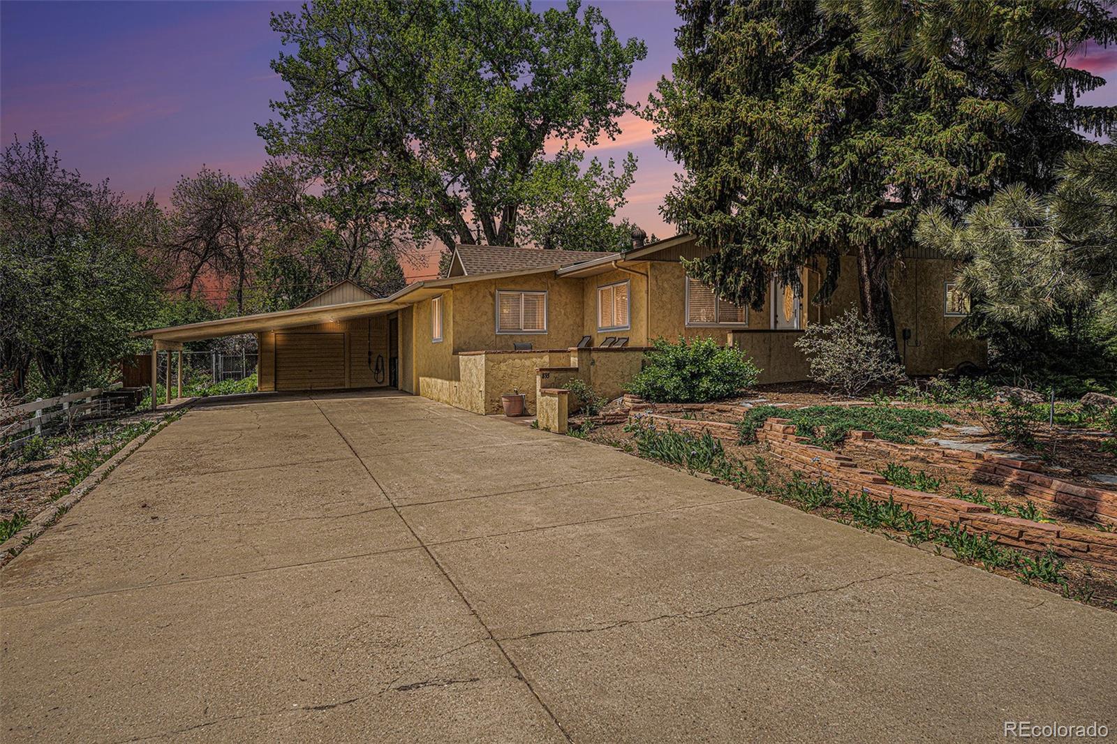 895 Vance Street Lakewood CO 80214