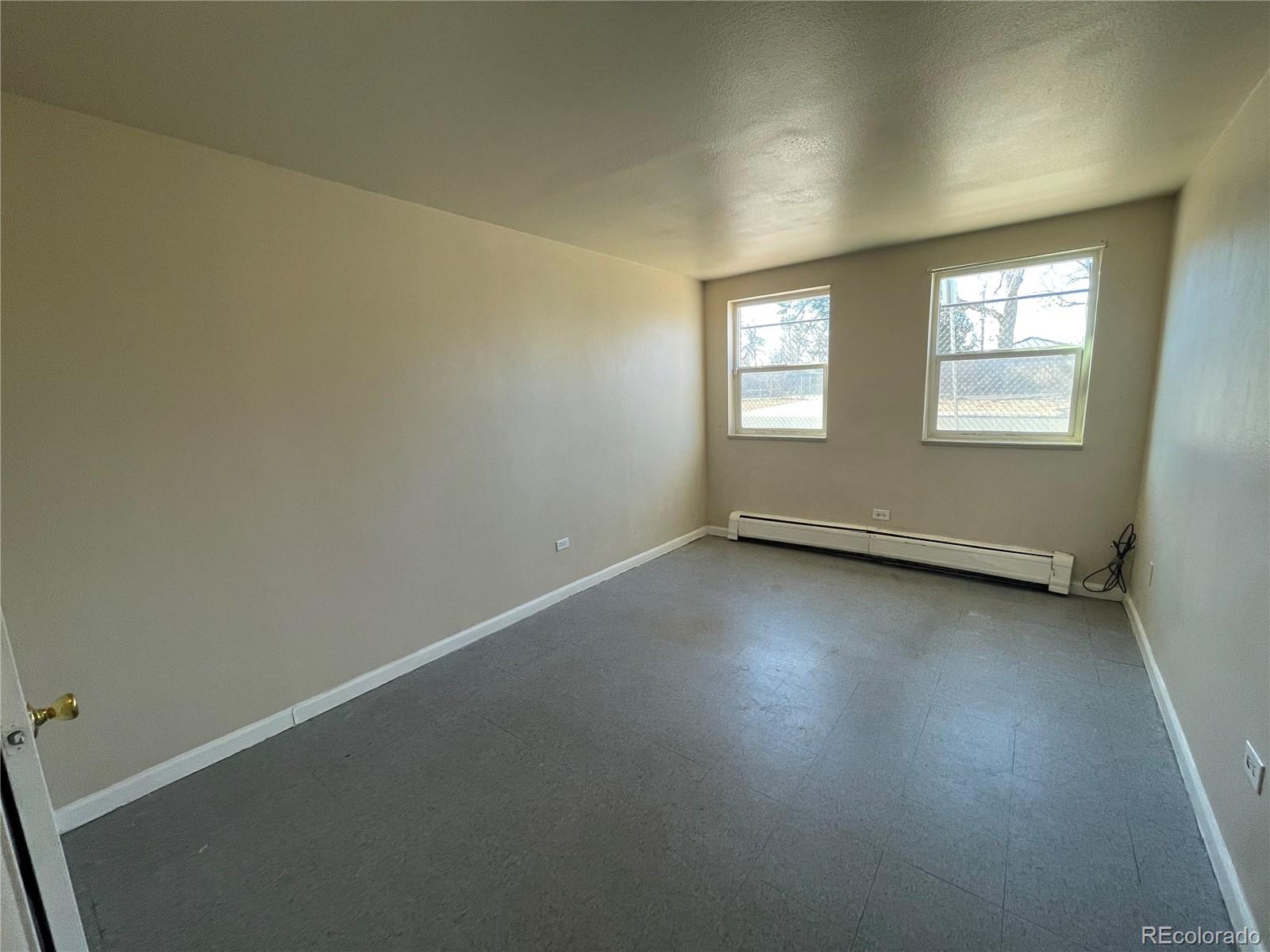 1590 Clinton Street Aurora CO 80010